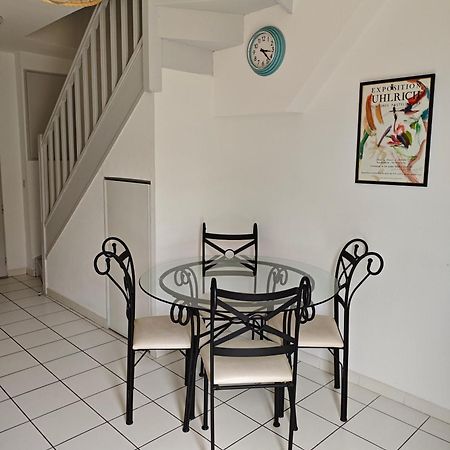 Appartement La Provencale à Saint-Saturnin-lès-Avignon Extérieur photo